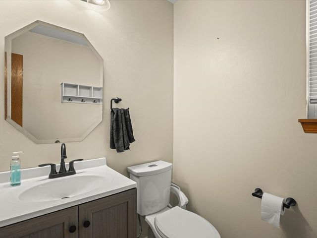 7238 Price Drive, Machesney Park, IL 61115