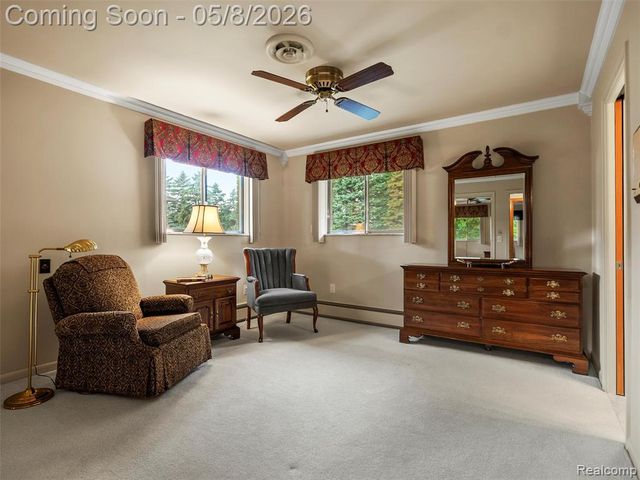 38523 Manchester Street, Clinton Township, MI 48036