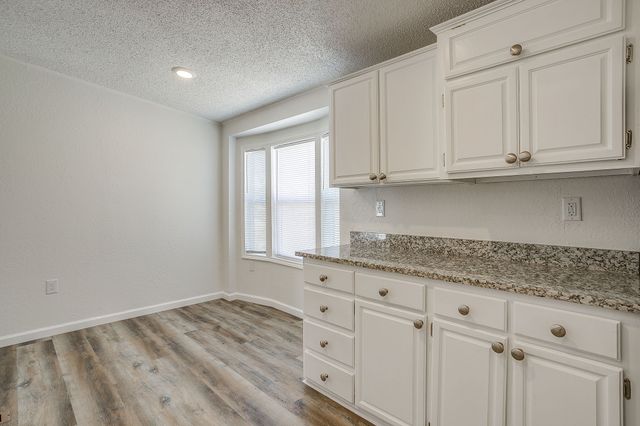 8800 Kelly Lane, Alvarado, TX 76009