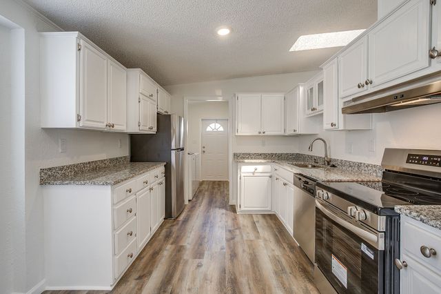 8800 Kelly Lane, Alvarado, TX 76009