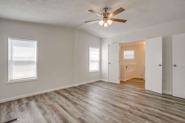 8800 Kelly Lane, Alvarado, TX 76009