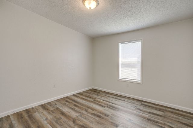 8800 Kelly Lane, Alvarado, TX 76009