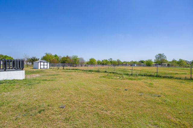 8800 Kelly Lane, Alvarado, TX 76009