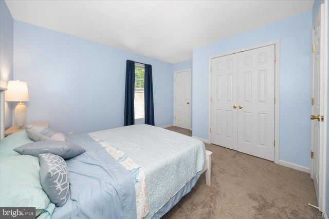 1 WOODLAND RUN DR, Newark, DE 19702