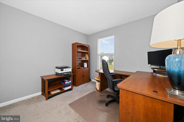 1 WOODLAND RUN DR, Newark, DE 19702