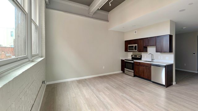 6 Chatham St 205, Worcester, MA 01609