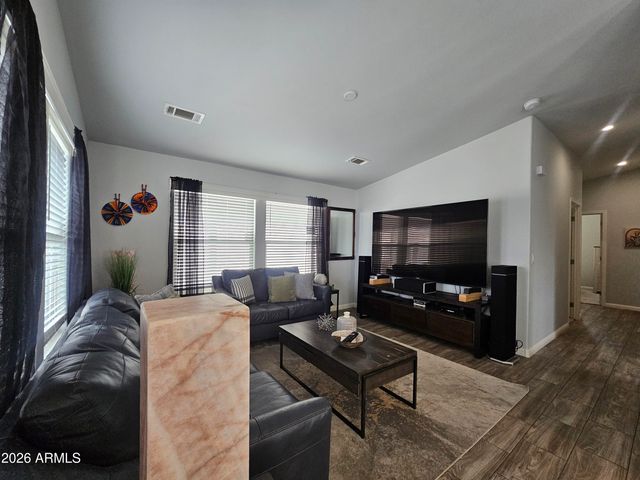 650 N Hawes Road 3208, Mesa, AZ 85207