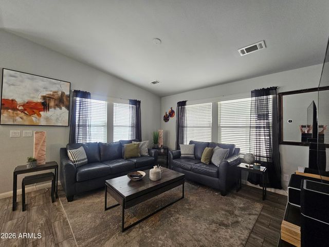 650 N Hawes Road 3208, Mesa, AZ 85207