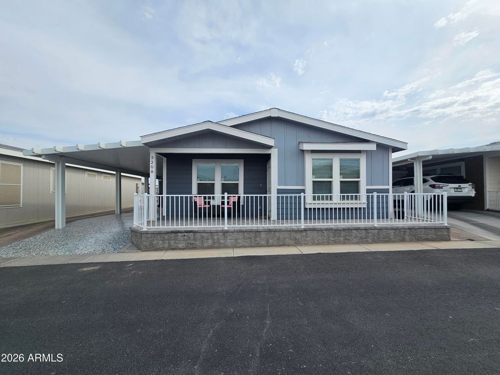650 N Hawes Road 3208, Mesa, AZ 85207