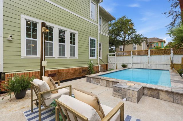 1804 33rd Street, Galveston, TX 77550