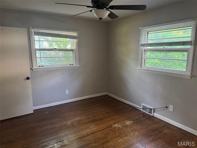 1433 Farmview Avenue, Unincorporated, MO 63138