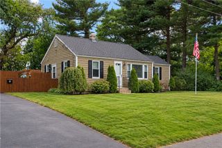 94 Tennessee Avenue, Warwick, RI 02888