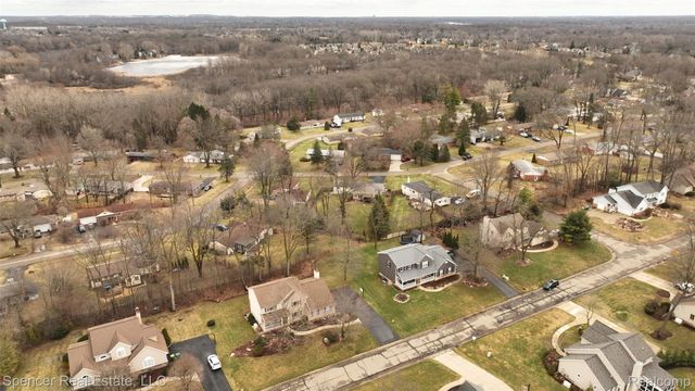 6350 Waldon Woods Drive, Independence Charter Township, MI 48346
