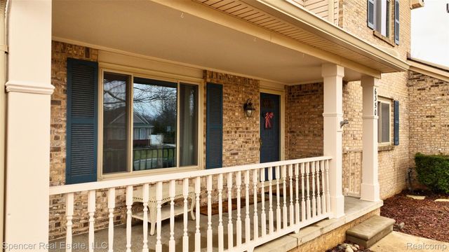 6350 Waldon Woods Drive, Independence Charter Township, MI 48346