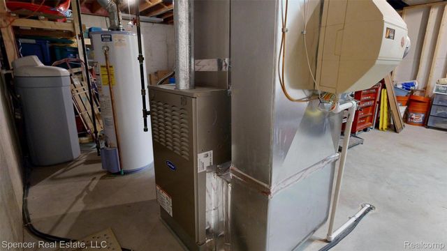 6350 Waldon Woods Drive, Independence Charter Township, MI 48346