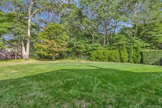 1 Christa Court, Lake Grove, NY 11755