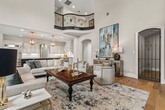 27 Hollyflower Place, Tomball, TX 77375