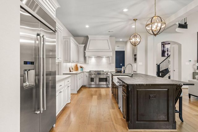 27 Hollyflower Place, Tomball, TX 77375