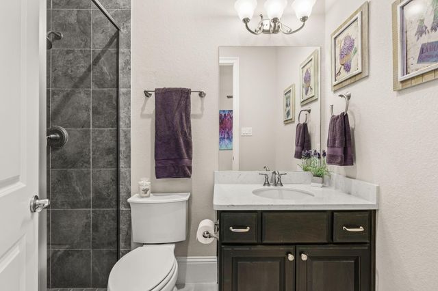 27 Hollyflower Place, Tomball, TX 77375