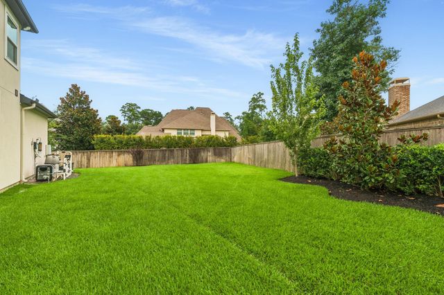 27 Hollyflower Place, Tomball, TX 77375