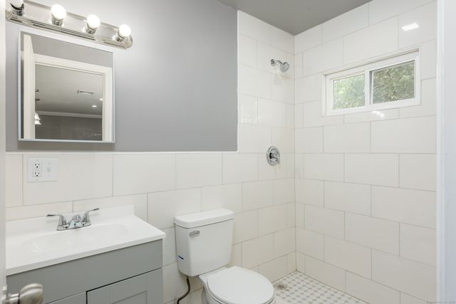 115 Greenwood Street, East Hartford, CT 06118
