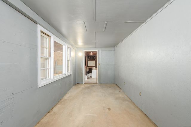 115 Greenwood Street, East Hartford, CT 06118