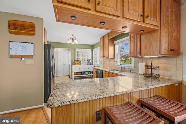17 COLLIERY DR, Thurmont, MD 21788