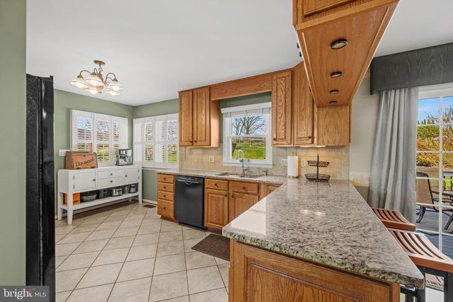 17 COLLIERY DR, Thurmont, MD 21788