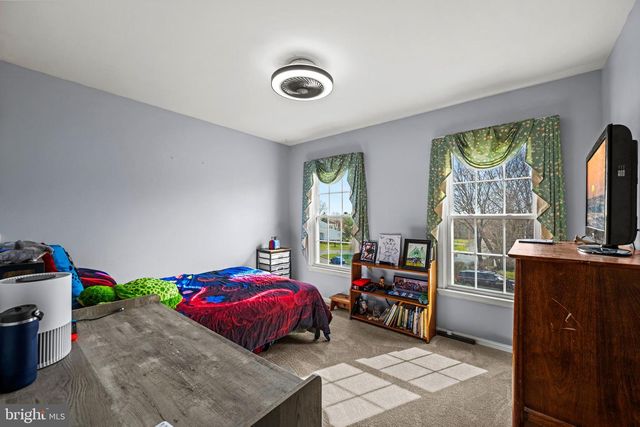 17 COLLIERY DR, Thurmont, MD 21788