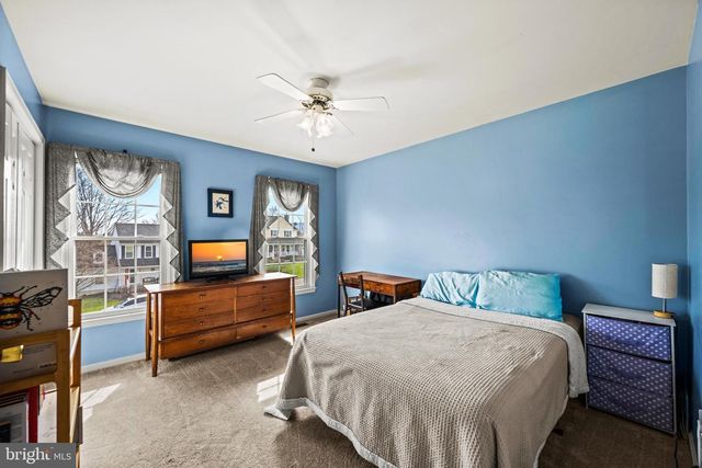 17 COLLIERY DR, Thurmont, MD 21788