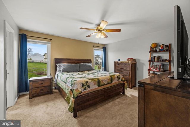 17 COLLIERY DR, Thurmont, MD 21788