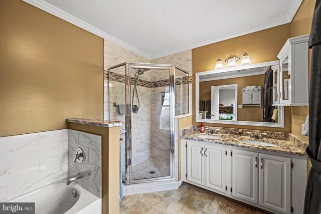 17 COLLIERY DR, Thurmont, MD 21788