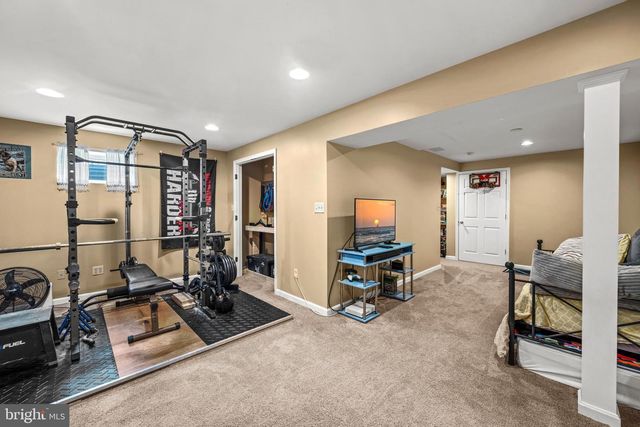 17 COLLIERY DR, Thurmont, MD 21788