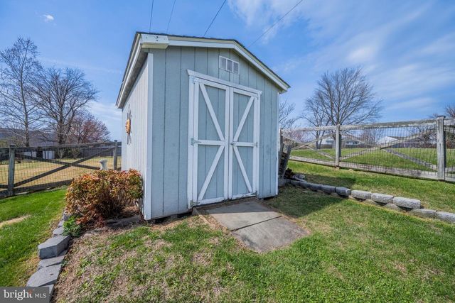 17 COLLIERY DR, Thurmont, MD 21788