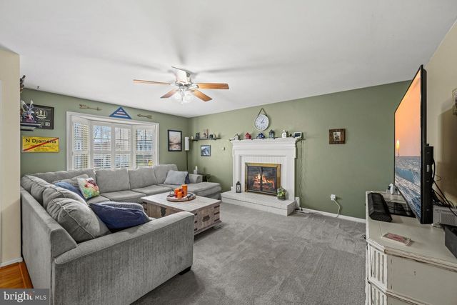 17 COLLIERY DR, Thurmont, MD 21788