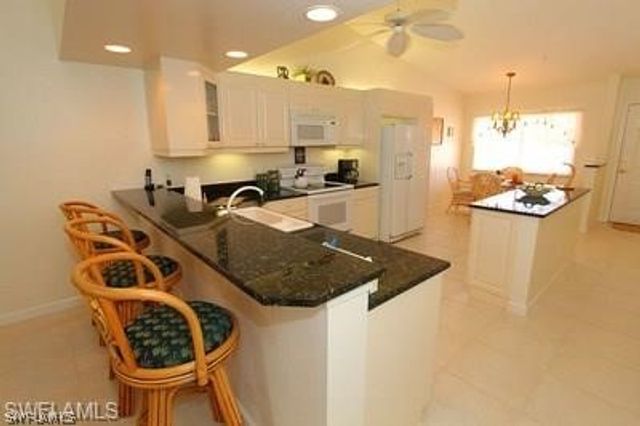 6650 Beach Resort DR 908, Naples, FL 34114