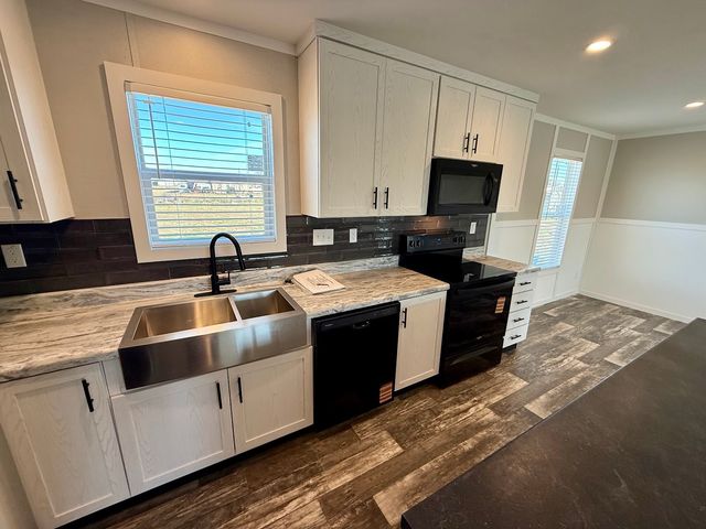 215 Salt Grass Circle, Poolville, TX 76487