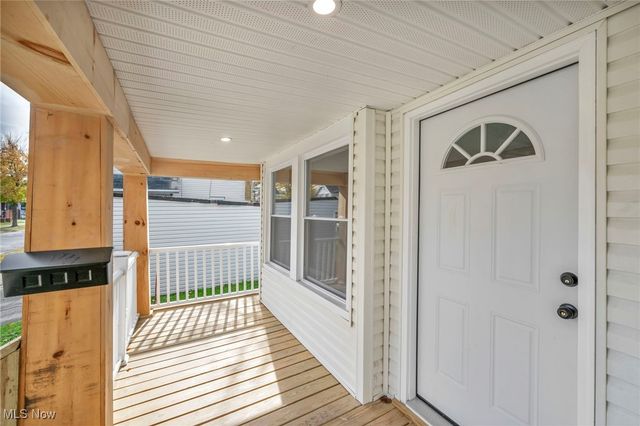 3282 W 38th Street, Cleveland, OH 44109