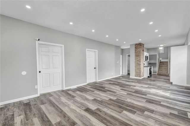 3282 W 38th Street, Cleveland, OH 44109