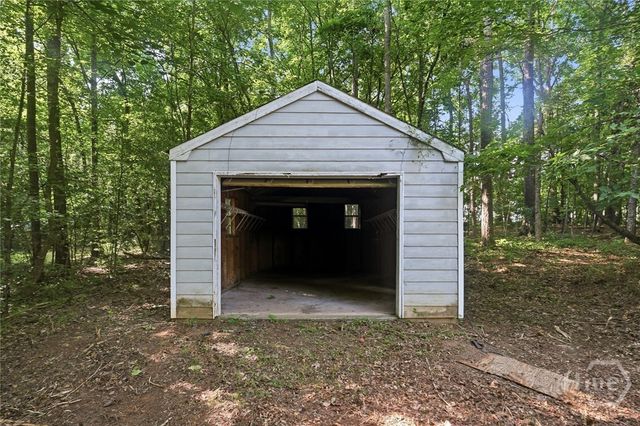 1994 Atha Woods Drive, Monroe, GA 30655