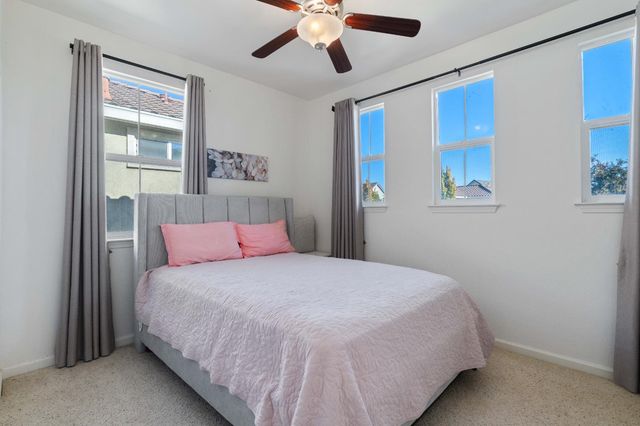 10525 Lake Point Ave, Stockton, CA 95219