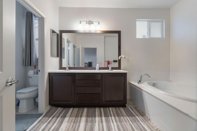 10525 Lake Point Ave, Stockton, CA 95219