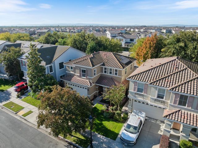 10525 Lake Point Ave, Stockton, CA 95219