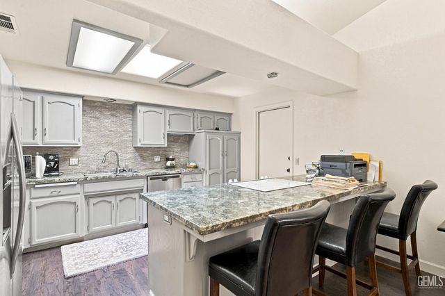 14605 Casitas Canyon Road, Bakersfield, CA 93306