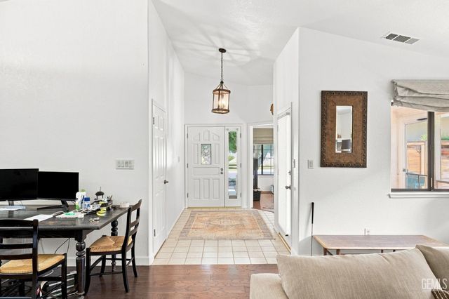 14605 Casitas Canyon Road, Bakersfield, CA 93306