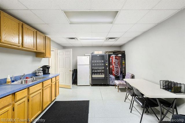 2170 Lavelle Road, Flint, MI 48504