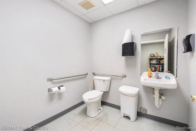 2170 Lavelle Road, Flint, MI 48504