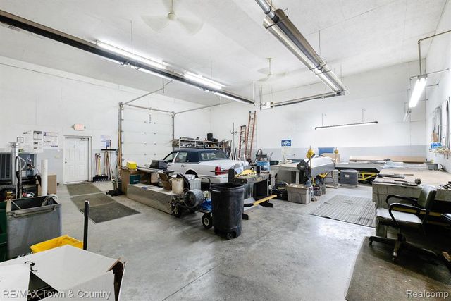 2170 Lavelle Road, Flint, MI 48504