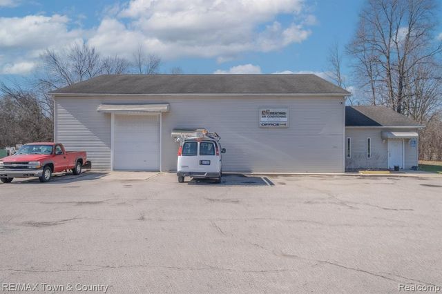2170 Lavelle Road, Flint, MI 48504