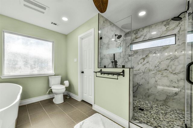 19611 Suncove Lane, Humble, TX 77346